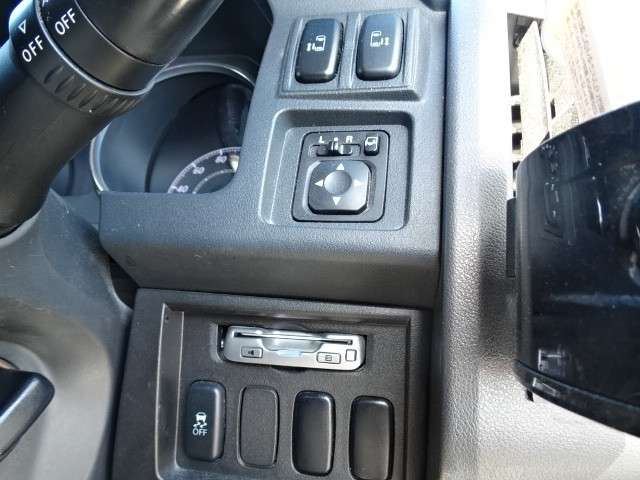 三菱 デリカ　Ｄ：５ ２．２ Ｄ パワーパッケージ ディーゼルターボ ４ＷＤ H27年 () 99