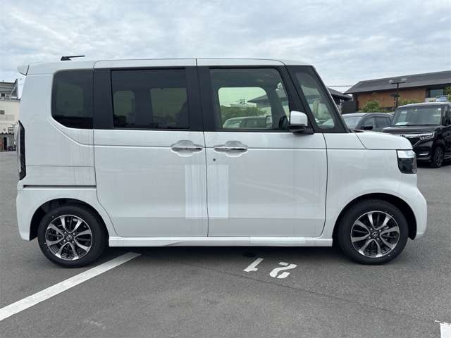 ホンダ Ｎ　ＢＯＸ カスタム ６６０ R7年 (近畿) 99