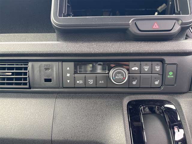 ホンダ Ｎ　ＢＯＸ カスタム ６６０ R7年 (近畿) 99