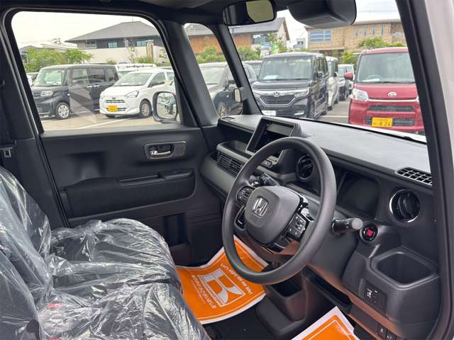 ホンダ Ｎ　ＢＯＸ カスタム ６６０ R7年 (近畿) 99