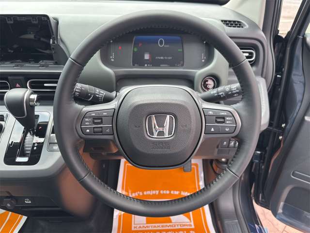 ホンダ フリード　ハイブリッド １．５ Ｅ：ＨＥＶ クロスター R7年 (近畿) 99