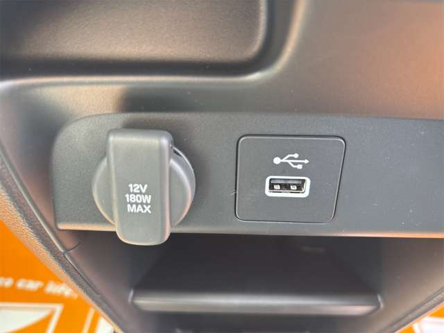 ホンダ フリード　ハイブリッド １．５ Ｅ：ＨＥＶ エアー ＥＸ R7年 (近畿) 99