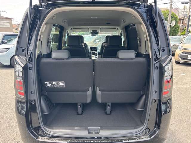 ホンダ フリード　ハイブリッド １．５ Ｅ：ＨＥＶ エアー ＥＸ R7年 (近畿) 99