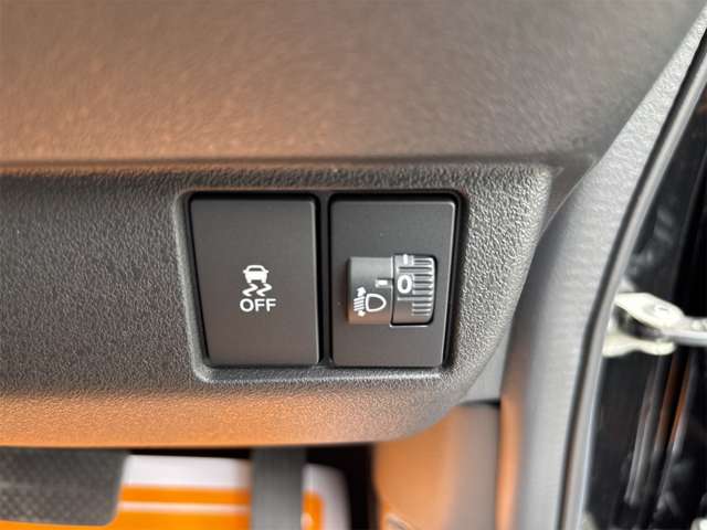 ホンダ Ｎ　ＢＯＸ カスタム ６６０ R7年 (近畿) 99