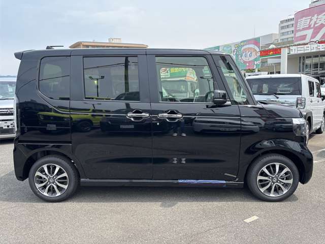 ホンダ Ｎ　ＢＯＸ カスタム ６６０ R7年 (近畿) 99