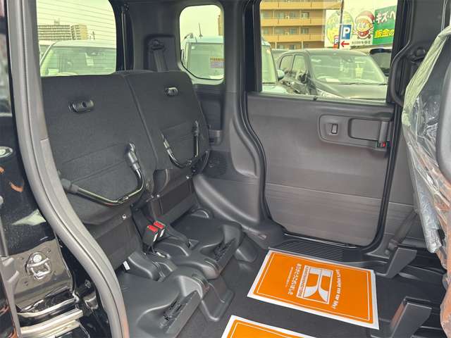 ホンダ Ｎ　ＢＯＸ カスタム ６６０ R7年 (近畿) 99