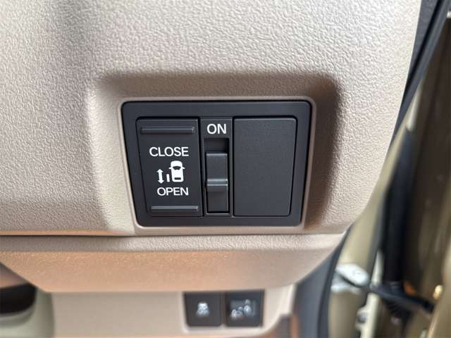 ホンダ Ｎ　ＢＯＸ ジョイ ６６０ ２トーン R7年 (近畿) 99