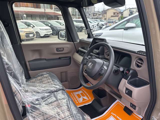 ホンダ Ｎ　ＢＯＸ ジョイ ６６０ ２トーン R7年 (近畿) 99