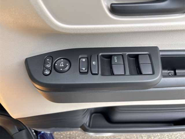 ホンダ Ｎ　ＢＯＸ ６６０ R7年 (近畿) 99