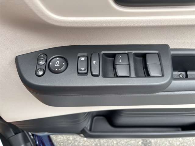 ホンダ Ｎ　ＢＯＸ ６６０ R7年 (近畿) 99