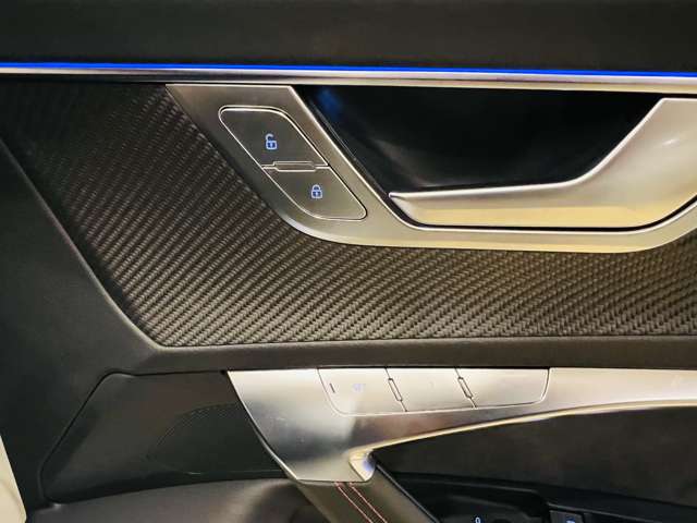 アウディ ＲＳ７　スポーツバック ４．０ ４ＷＤ R4年 (東海) 99