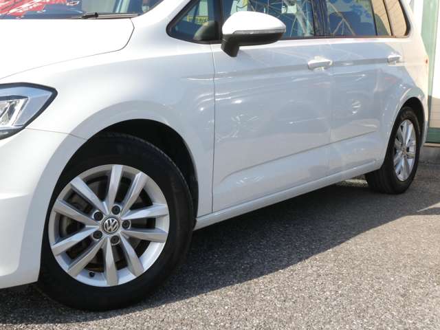 フォルクスワーゲン ゴルフトゥーラン ＴＳＩ　コンフォートライン H28年 (関東) 99