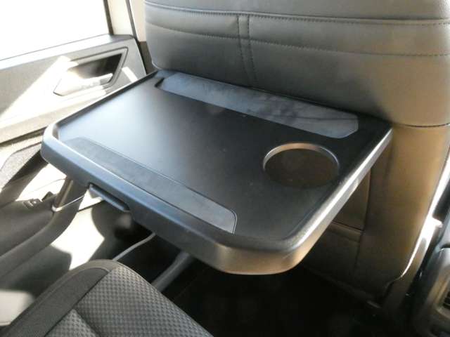 フォルクスワーゲン ゴルフトゥーラン ＴＳＩ　コンフォートライン H28年 (関東) 99