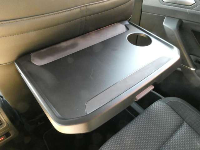 フォルクスワーゲン ゴルフトゥーラン ＴＳＩ　コンフォートライン H28年 (関東) 99