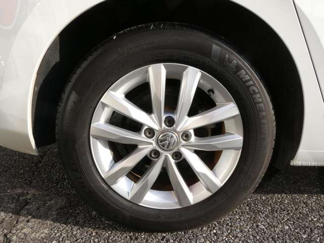 フォルクスワーゲン ゴルフトゥーラン ＴＳＩ　コンフォートライン H28年 (関東) 99