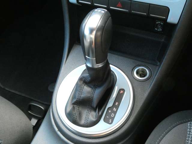 フォルクスワーゲン ザ　ビートル デザイン H25年 (関東) 99