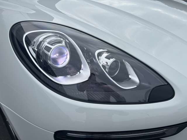 ポルシェ マカン Ｓ ＰＤＫ ４ＷＤ H27年 (東北) 99