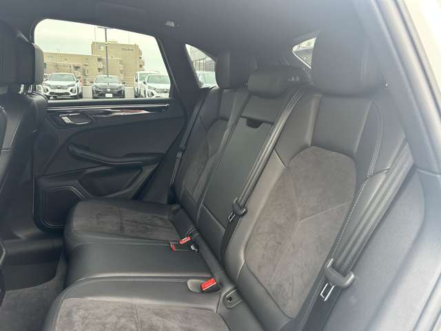 ポルシェ マカン Ｓ ＰＤＫ ４ＷＤ H27年 (東北) 99