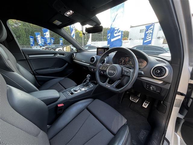 アウディ Ａ３　スポーツバック ４０ ＴＦＳＩ クワトロ スポーツ Ｓラインパッケージ ４ＷＤ R1年 (東北) 99