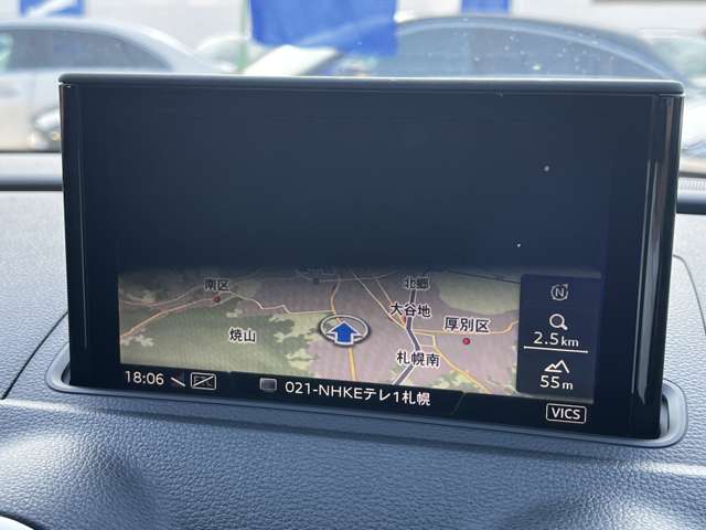 アウディ Ａ３　スポーツバック ４０ ＴＦＳＩ クワトロ スポーツ Ｓラインパッケージ ４ＷＤ R1年 (東北) 99