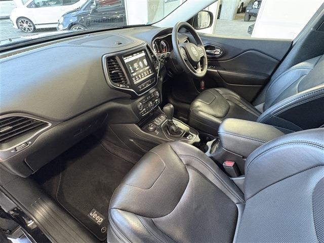 ジープ チェロキー ロンジチュード ローンチエディション ４ＷＤ H30年 (東北) 99