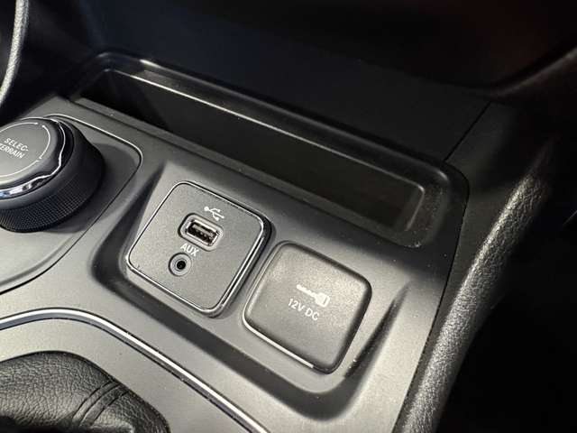 ジープ チェロキー ロンジチュード ローンチエディション ４ＷＤ H30年 (東北) 99