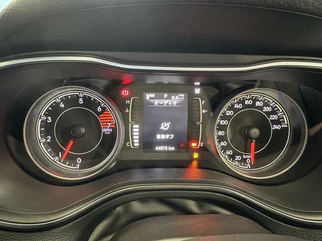 ジープ チェロキー ロンジチュード ローンチエディション ４ＷＤ H30年 (東北) 99