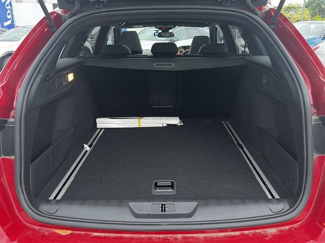 プジョー ３０８ＳＷ ＧＴ ブルーＨＤＩ ディーゼルターボ H30年 (東北) 99