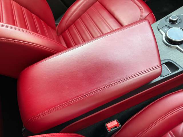 アルファロメオ ステルヴィオ ファースト エディション ４ＷＤ H30年 (東北) 99