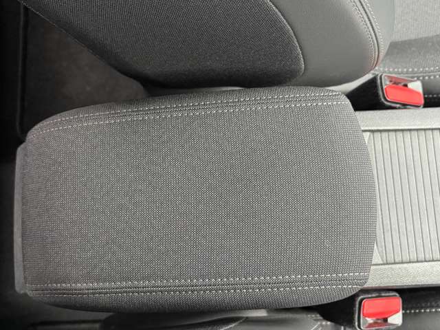 プジョー ３０８ アリュール ブルーＨＤＩ ディーゼルターボ R1年 (東北) 99