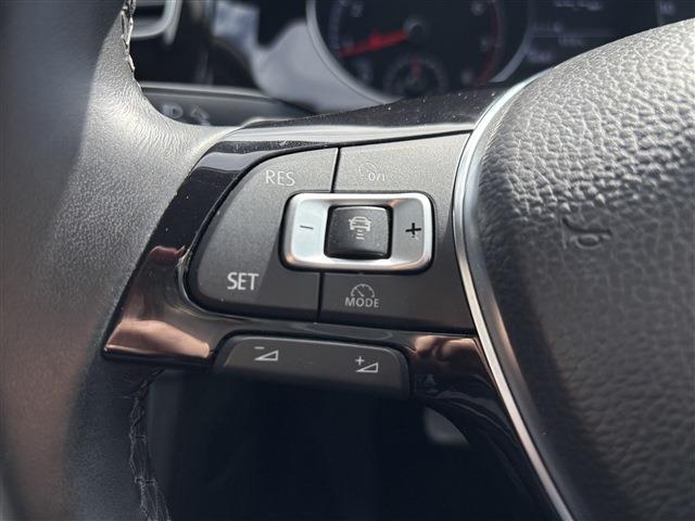 フォルクスワーゲン ゴルフ ＴＳＩ　ハイライン H30年 (東北) 99