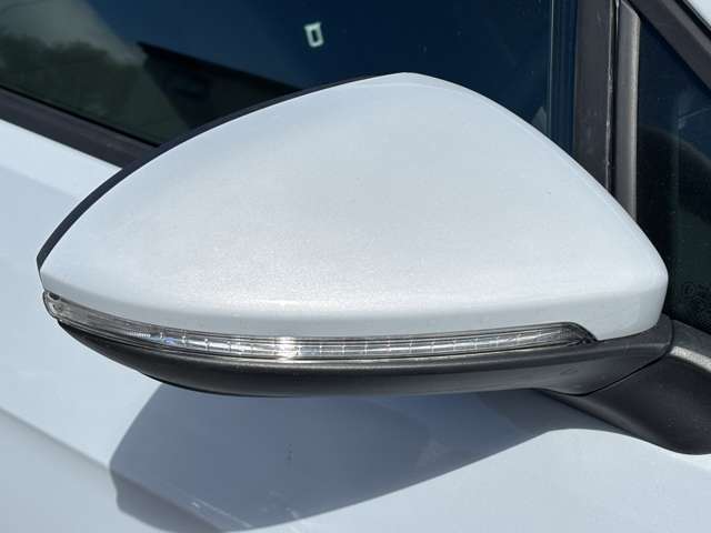 フォルクスワーゲン ゴルフ ＴＳＩ　ハイライン H30年 (東北) 99