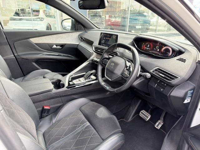 プジョー ３００８ ＧＴ ブルーＨＤＩ ディーゼルターボ R1年 () 99