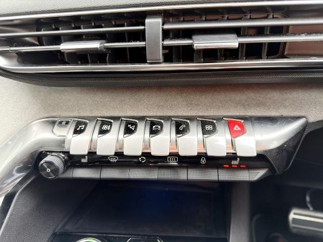 プジョー ３００８ ＧＴ ブルーＨＤＩ ディーゼルターボ R1年 () 99