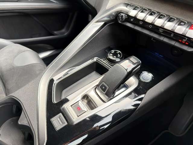 プジョー ３００８ ＧＴ ブルーＨＤＩ ディーゼルターボ R1年 () 99