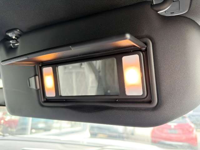 プジョー ３００８ ＧＴ ブルーＨＤＩ ディーゼルターボ R1年 () 99