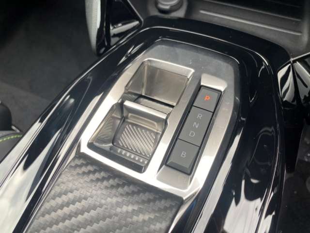 プジョー ｅ−２００８ ＧＴ R6年 (東北) 99