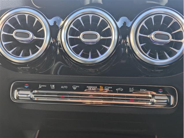 メルセデスベンツ Ｂクラス Ｂ１８０ R2年 () 99