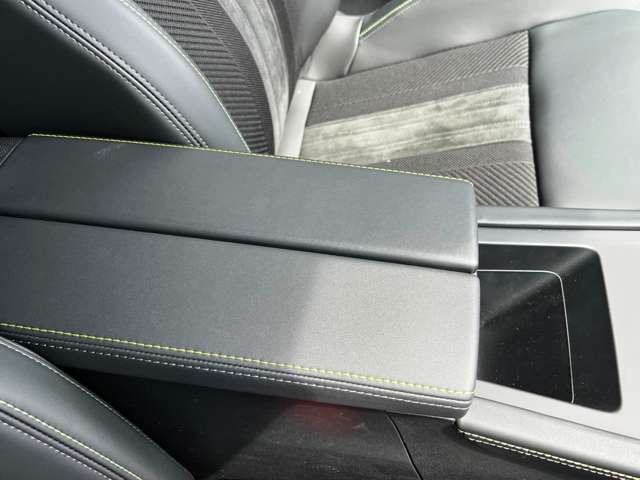 プジョー ４０８ ＧＴ　ハイブリッド R7年 (東北) 99