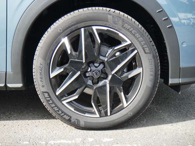 プジョー ３００８ ＧＴ アルカンタラパッケージ ハイブリッド R7年 (東北) 99