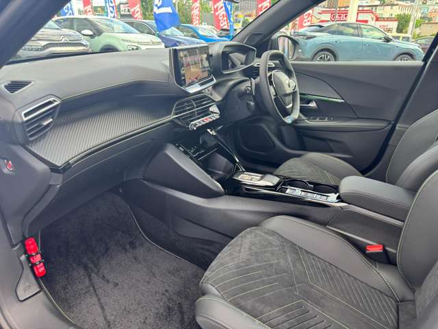 プジョー ＳＵＶ ２００８ ＧＴ ブルーＨＤＩ ディーゼルターボ R7年 (東北) 99