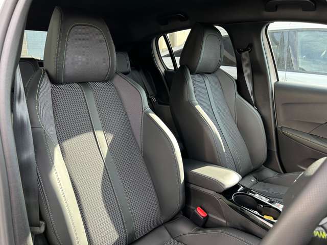 プジョー ｅ−２０８ ＧＴ R6年 (東北) 99