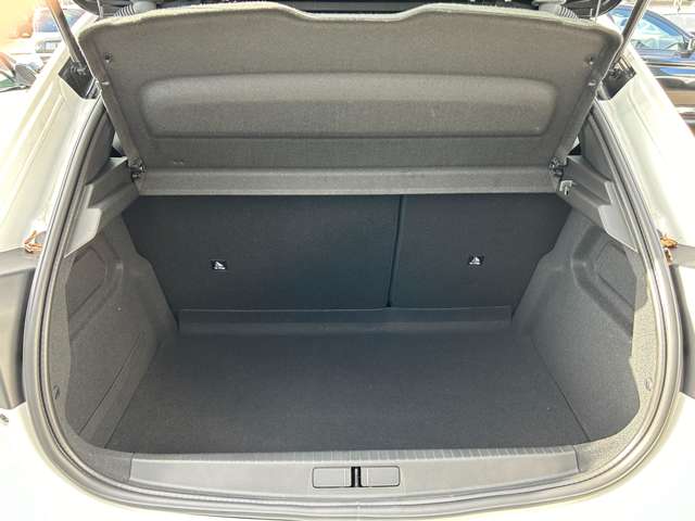 プジョー ｅ−２０８ ＧＴ R6年 (東北) 99