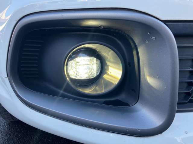 フィアット ５００Ｘ スポーツ R2年 () 99