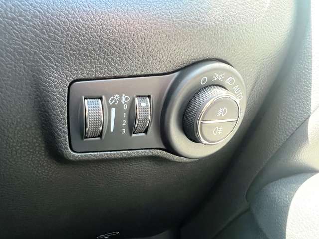 ジープ コマンダー リミテッド ディーゼルターボ ４ＷＤ R7年 (東北) 99