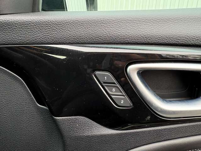 ジープ コンパス Ｓモデル ４ＷＤ R3年 (東北) 99