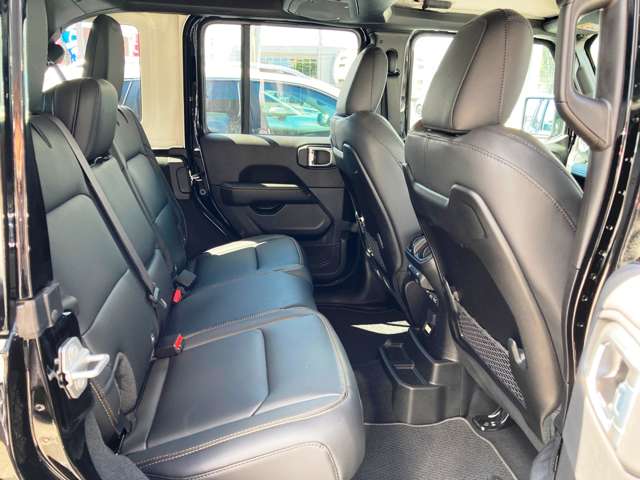 ジープ ラングラー　アンリミテッド アンリミテッド サハラ パワー サイド ステップ ４ＷＤ R7年 (東北) 99