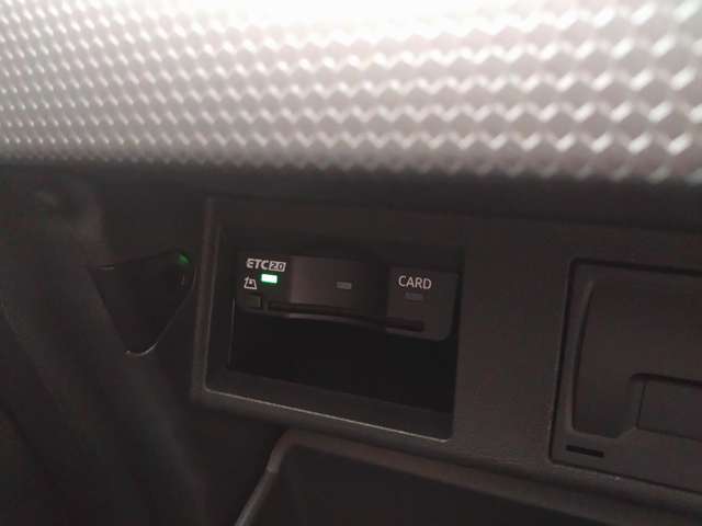 アウディ Ａ１　スポーツバック ３５ ＴＦＳＩ アドバンスト R2年 (東北) 99