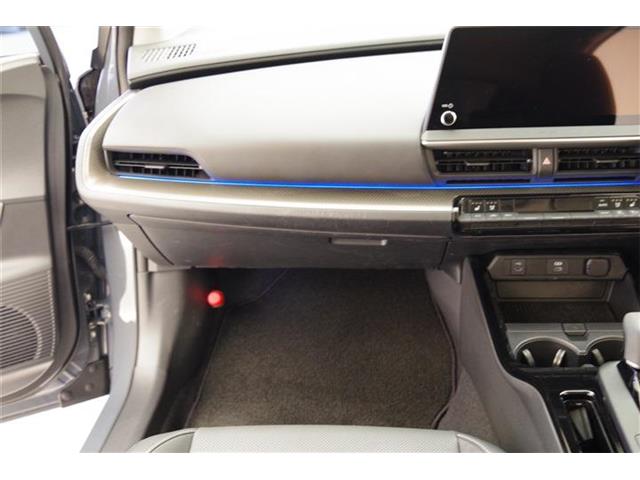 トヨタ プリウス ２．０ Ｚ R6年 () 99