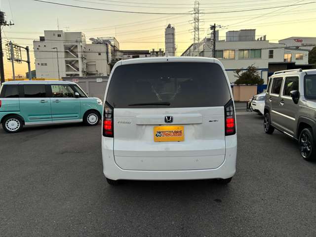 ホンダ フリード　ハイブリッド １．５ Ｅ：ＨＥＶ エアー ＥＸ R7年 (関東) 99